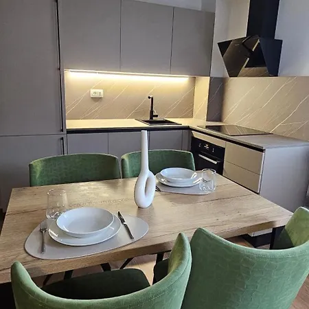 Lav- Newly, Modern Spot Appartamento *