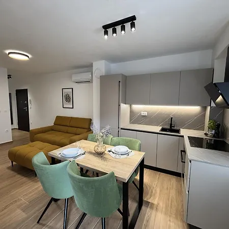 Appartamento Lav- Newly, Modern Spot *