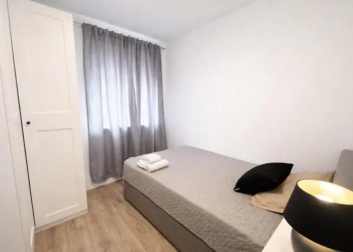 Апартаменти Lav- Newly, Modern Spot